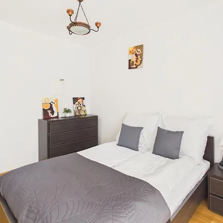 Targowa Lights Pge Stadion By Solarento Apartamento